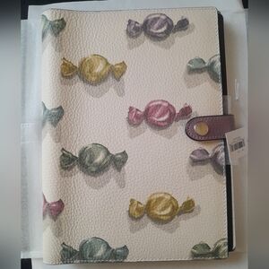 New Coach Notebook In Candy Prints NWT 💕💕